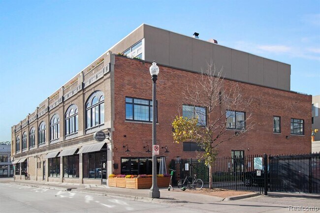 Building Photo - 3100 Woodward Ave