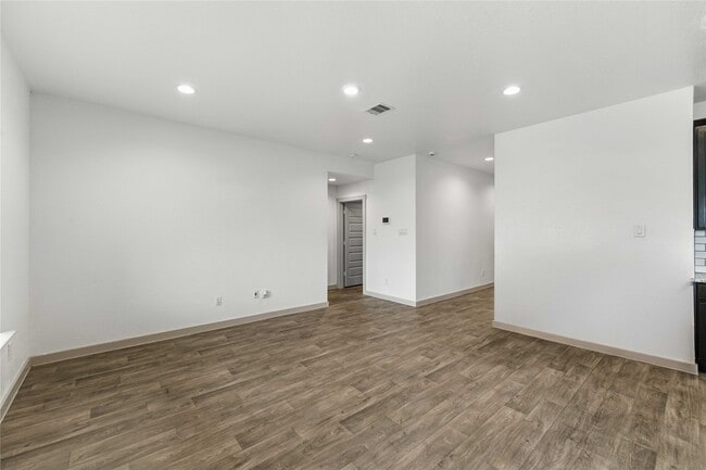 Building Photo - 8127 Molasses Wy