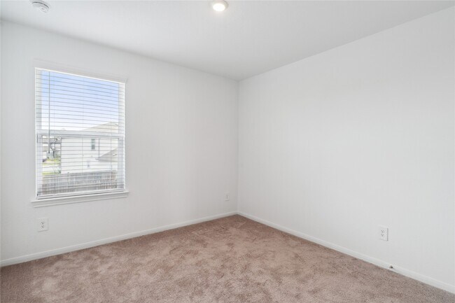 Building Photo - 23546 Wrexham St