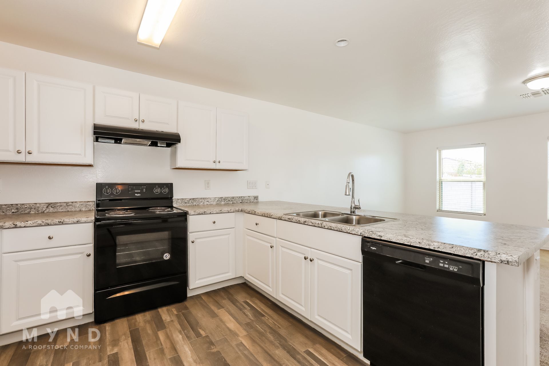 Building Photo - 953 Kachina Dr