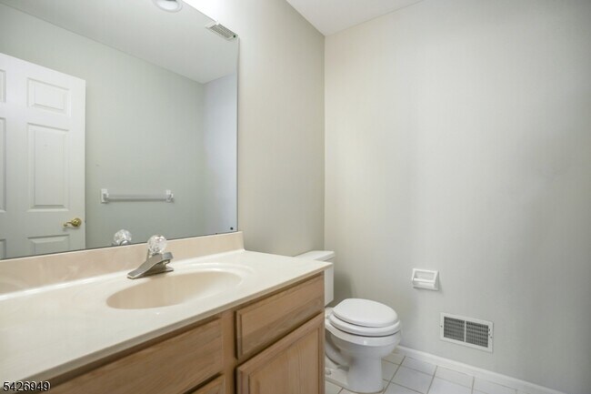 Building Photo - 16 Lagoon Way