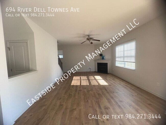 Building Photo - 694 River Dell Townes Ave.