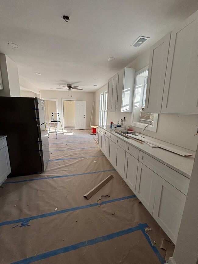 Building Photo - 545 W 62nd St