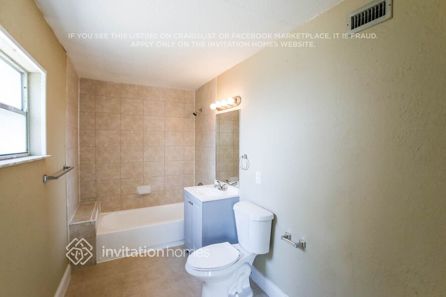 Building Photo - 1401 NW 58th Ave