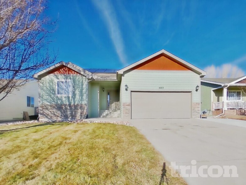 Building Photo - 4003 28th Ave