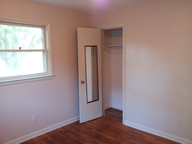 Building Photo - 4919 Fuller Dr