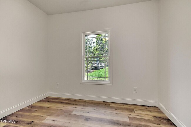 Building Photo - 703 Swadley Rd