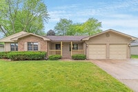 Building Photo - 523 Carla Dr