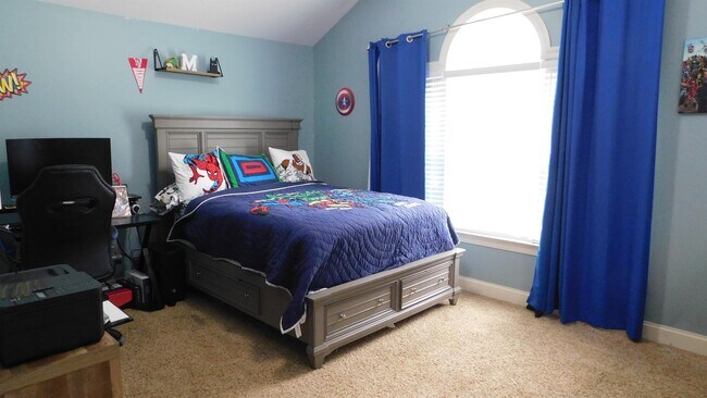 Building Photo - 400 Beaumont Park Cir