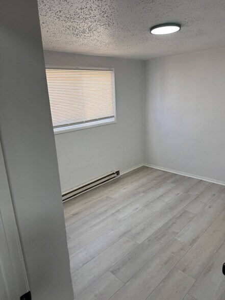 Building Photo - 19934 Manor St