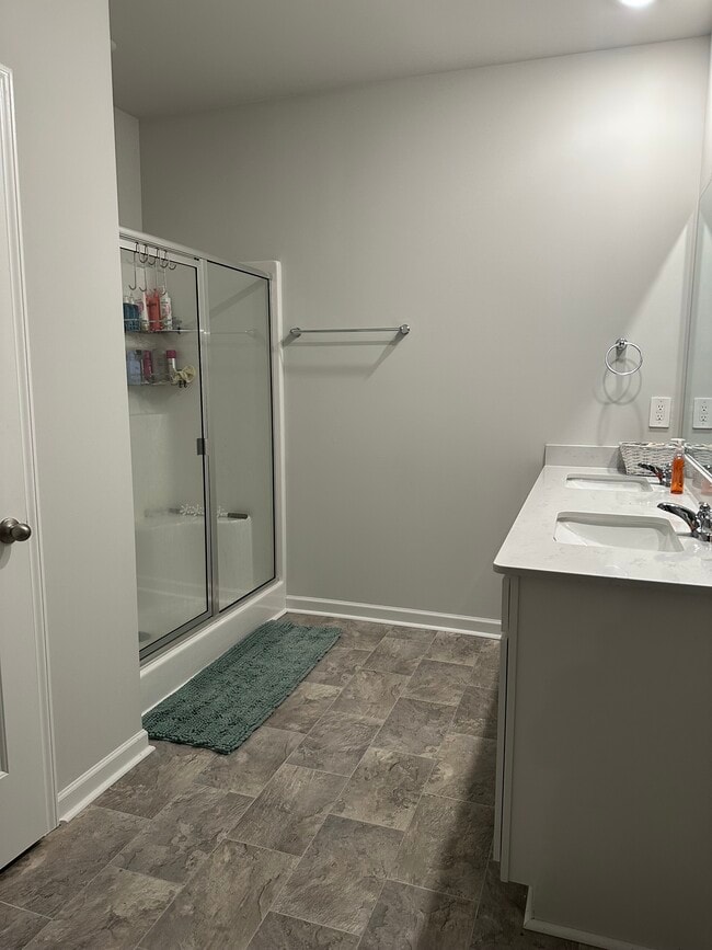 Building Photo - 6019 Hunters Village Dr