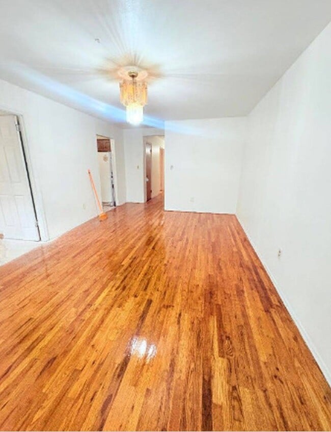 Building Photo - 45-33 160th St