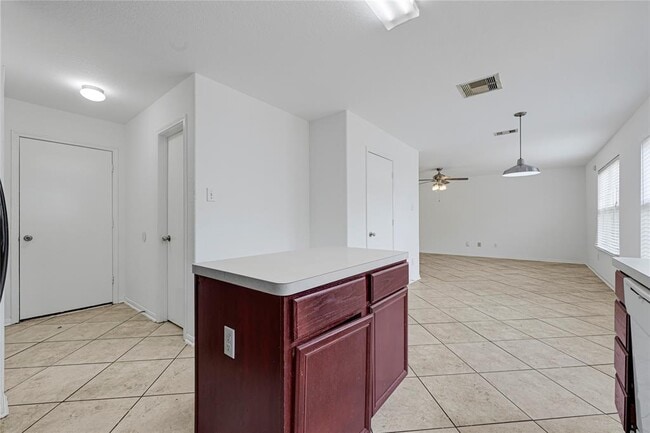 Building Photo - 5126 Lamppost Hill Ct