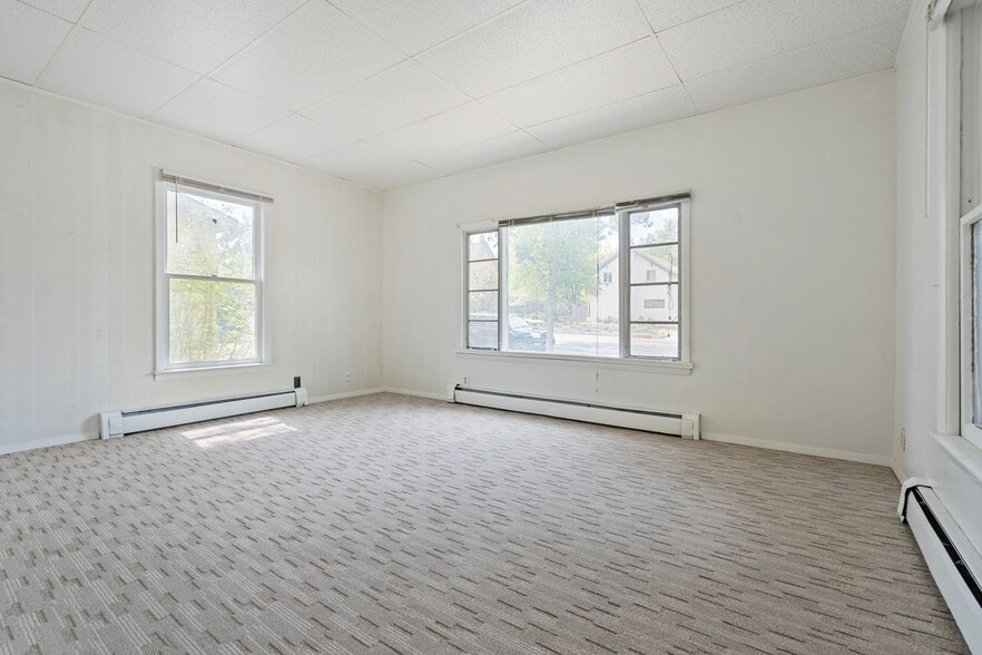 Building Photo - 412 Peterson St