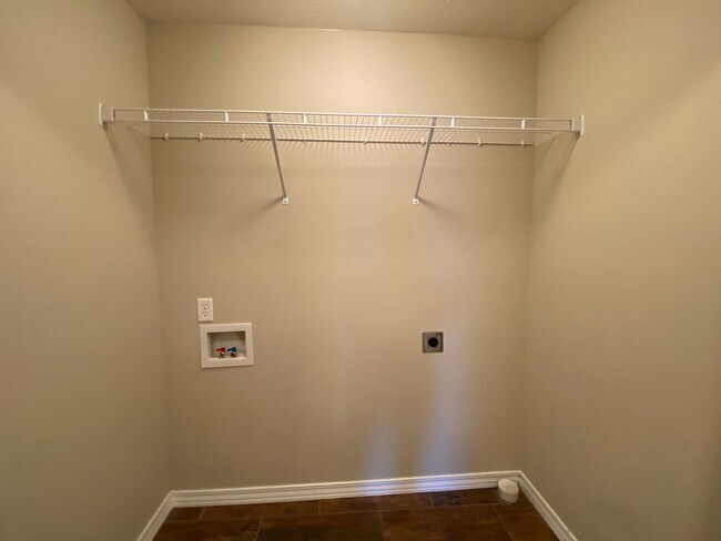 Building Photo - Beautiful 3 bedroom Home in Battlefield MO