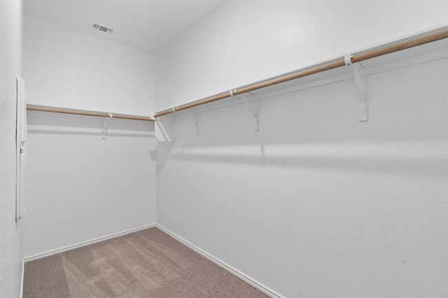 Building Photo - 141 Onna St