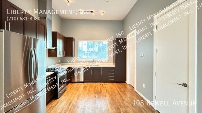 Building Photo - 108 Newell Ave