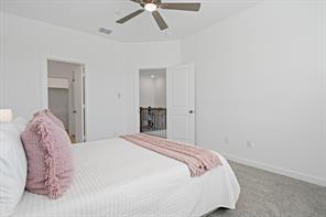 Building Photo - 2702 Parkview Ct