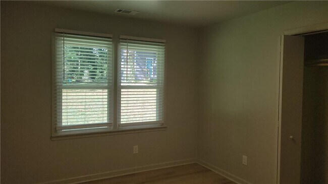 Building Photo - 2641 Connally Dr