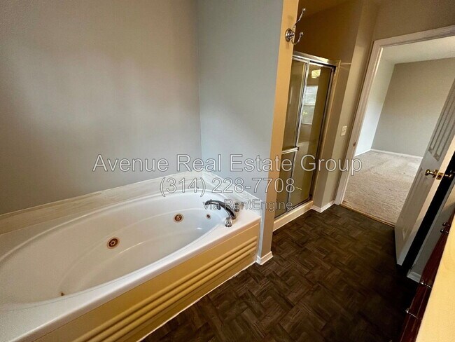 Building Photo - 203 Hawksbury Pl