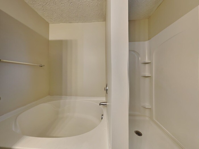 Building Photo - 4778 Tuong Yen Ct