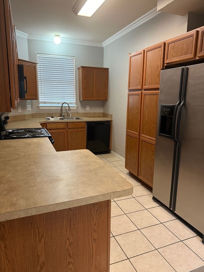 Building Photo - 510 Vienna Ct