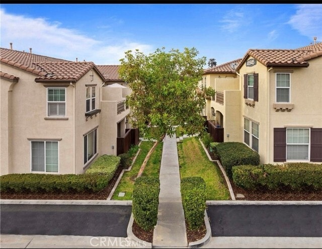 Building Photo - 41945 Davenport Way