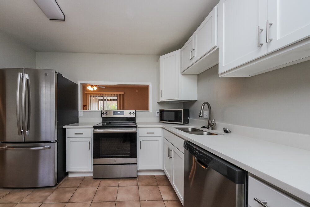 Building Photo - 645 McKinley Ct