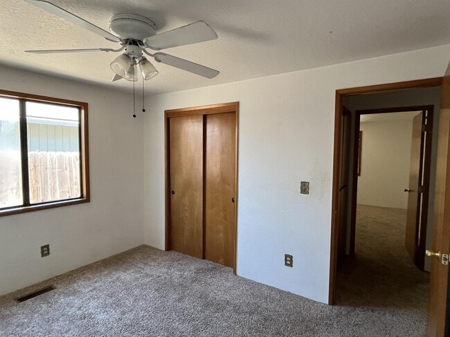 Building Photo - 3030 Bron Cir