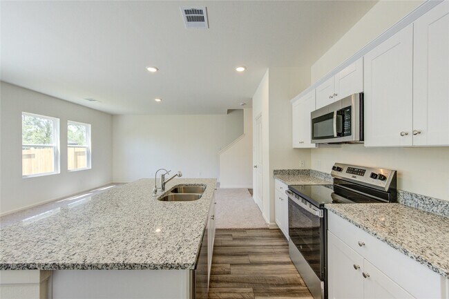 Building Photo - 10207 Purple Daphne Ln