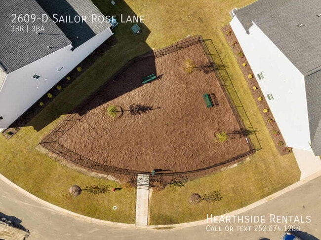 Building Photo - 2609-D Sailor Rose Ln