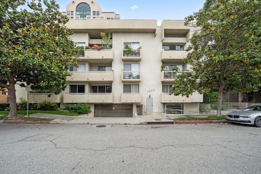 Building Photo - 10511 Ashton Ave