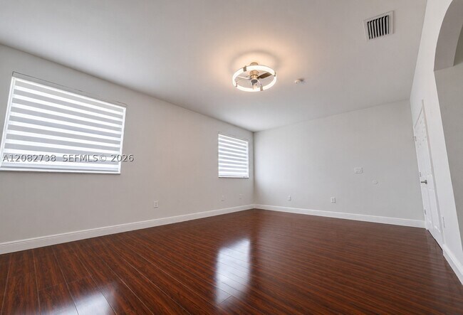 Building Photo - 14303 SW 159th Pl