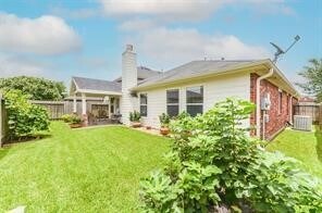 Building Photo - 2823 Lakecrest Forest Dr