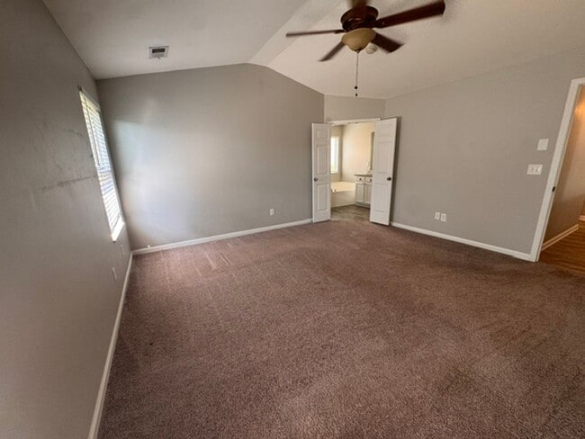 Building Photo - 333 Linman Dr