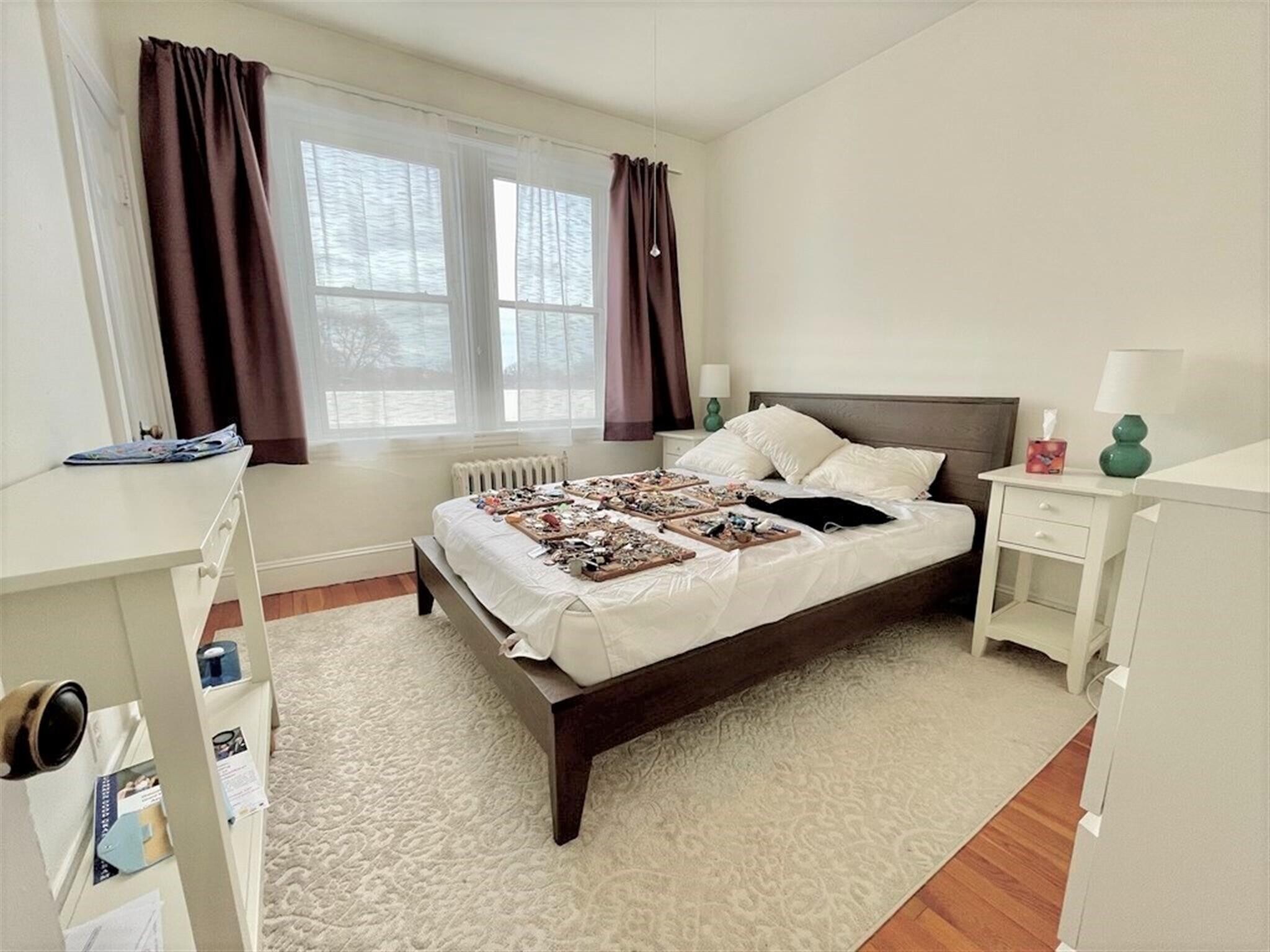 Building Photo - 76 Martin St