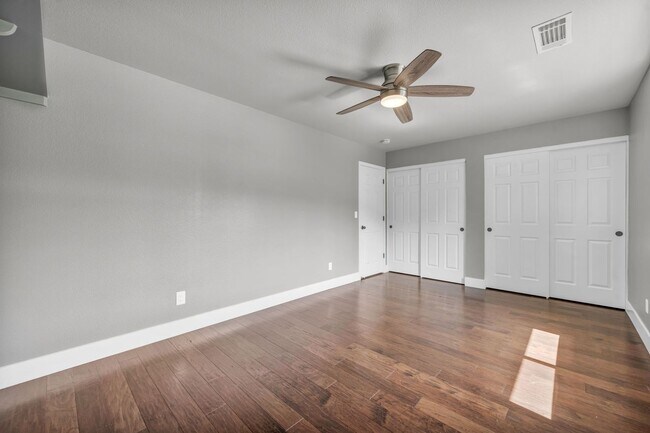 Building Photo - 4360 Great Falls Loop
