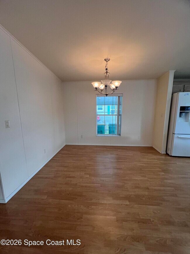 Building Photo - 495 Outer Dr