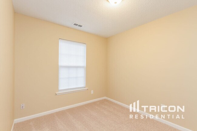Building Photo - 4033 Old Glory Dr
