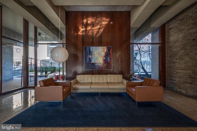 Building Photo - 429 N St SW