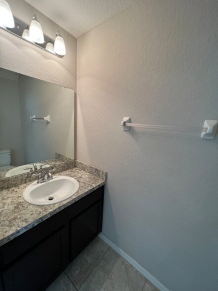 Building Photo - 5019 Chipotle Ln