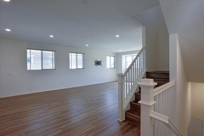 Building Photo - 9153 Foster Ln