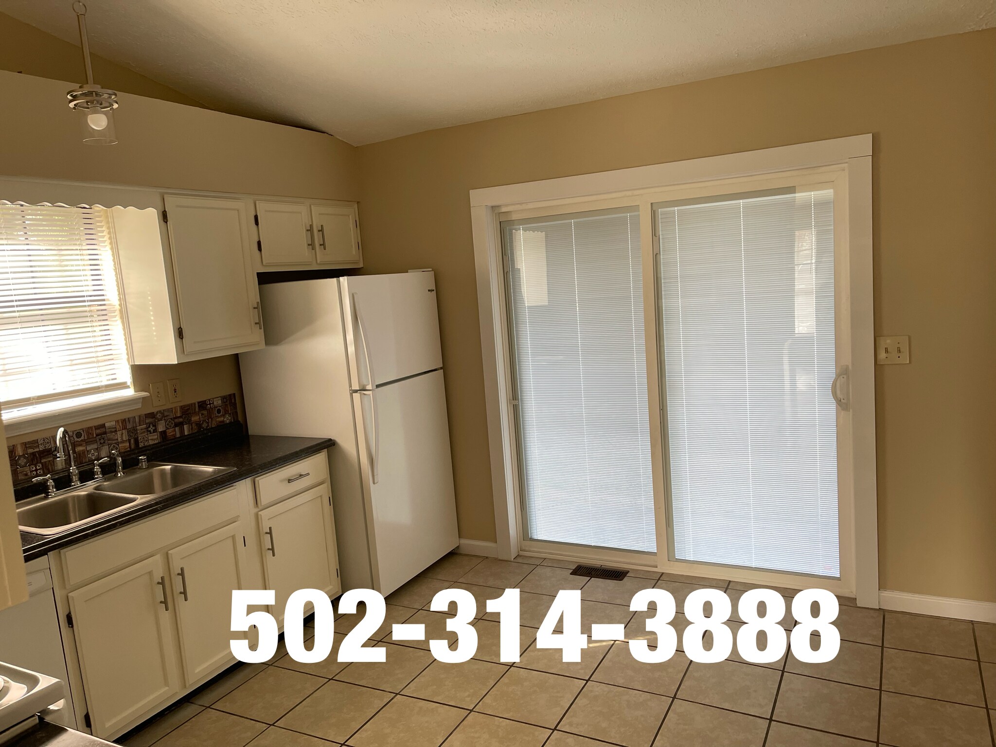 Building Photo - 3744 Chamberlain Ct