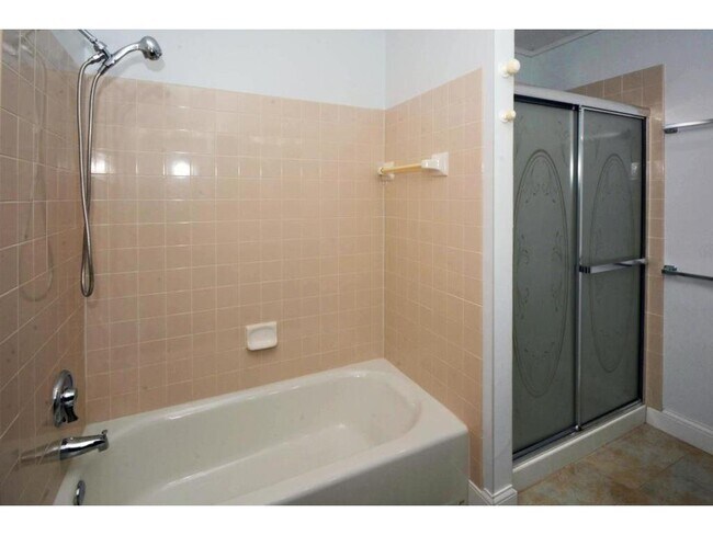 Building Photo - 5740 Willow Trail