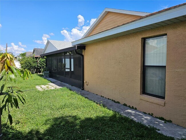 Building Photo - 849 Long Bay Ct