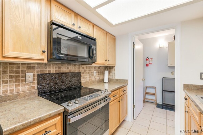 Building Photo - 210 E Glassboro Ct