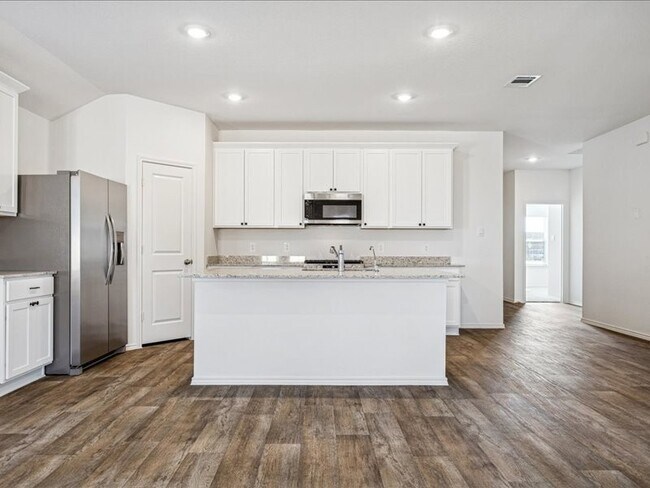 Building Photo - 3618 Marino Mile Dr