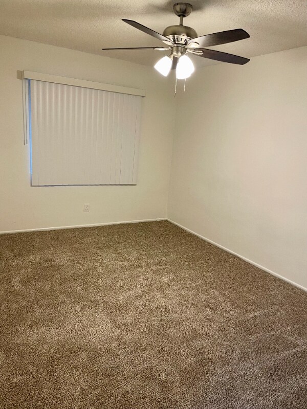 Building Photo - 12414 Dunrobin Ave