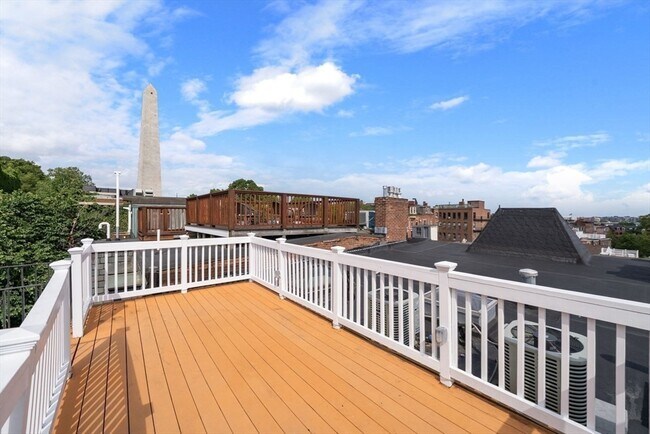 Building Photo - 54 Monument Ave