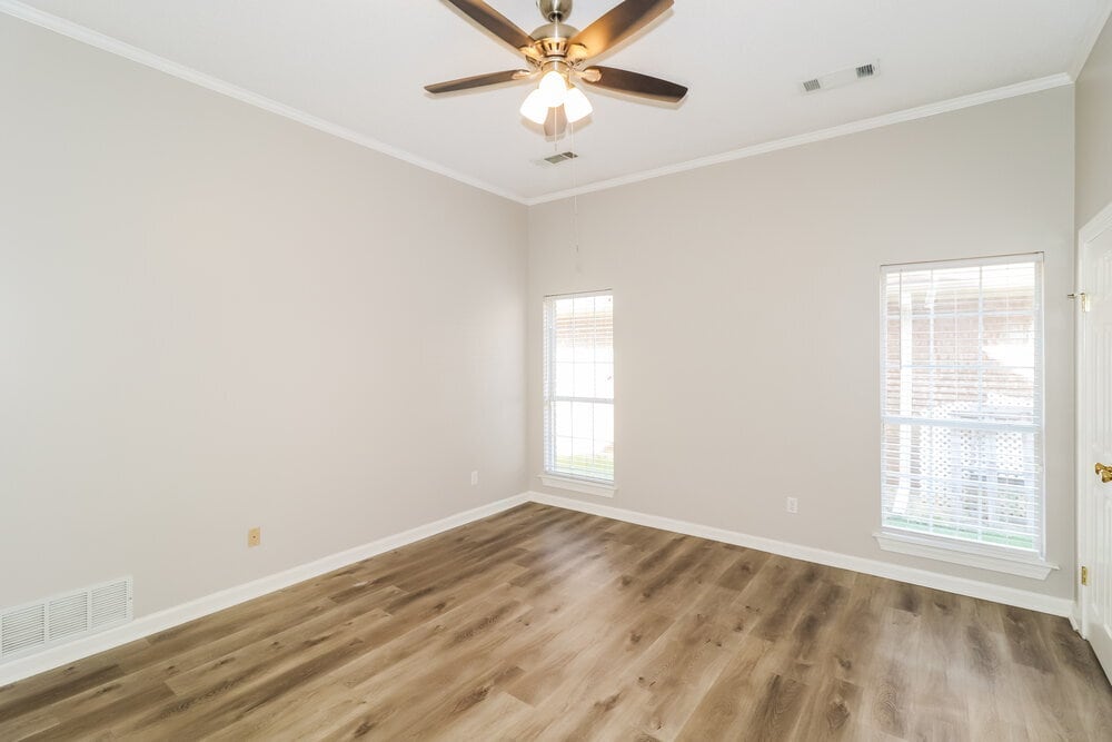 Building Photo - 9441 Club Walk Ct